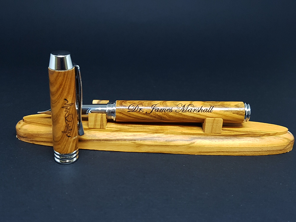 Wooden-Fountain-Pen-gift-for-a-doctor-wooden-pen-engrave-20210124_2109508