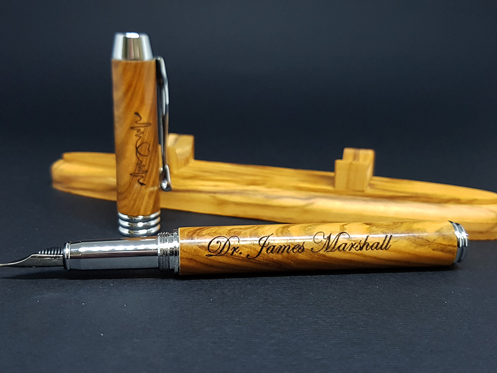Wooden-Fountain-Pen-gift-for-a-doctor-wooden-pen-engrave-20210124_2110269