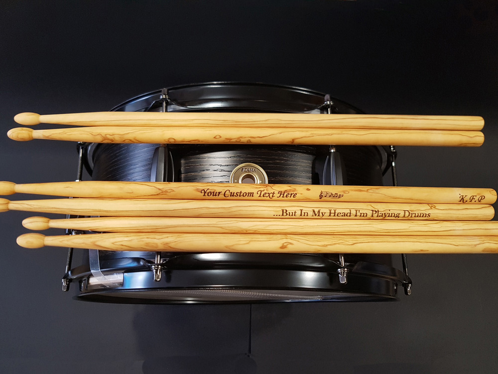 drum-lover-gift-drumstick-custom-engrave-text-_092830