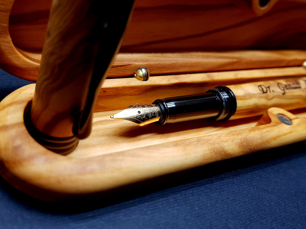 Personalized-Doctor-Gift,-Doctor-Appreciation-Gift,-gift-for-a-doctor-fountain-pen-olive-wood-pen-wooden-pen_200833