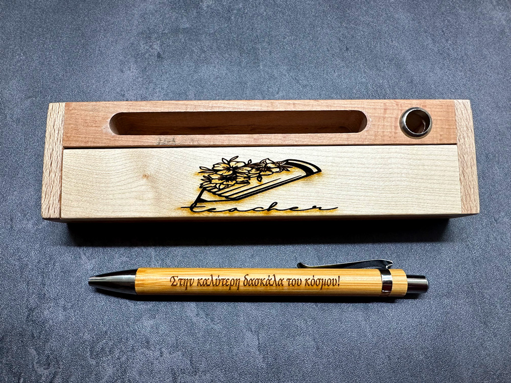 custom-pen-with-wooden-case-personaliezed-gift-picka-a-note_1097