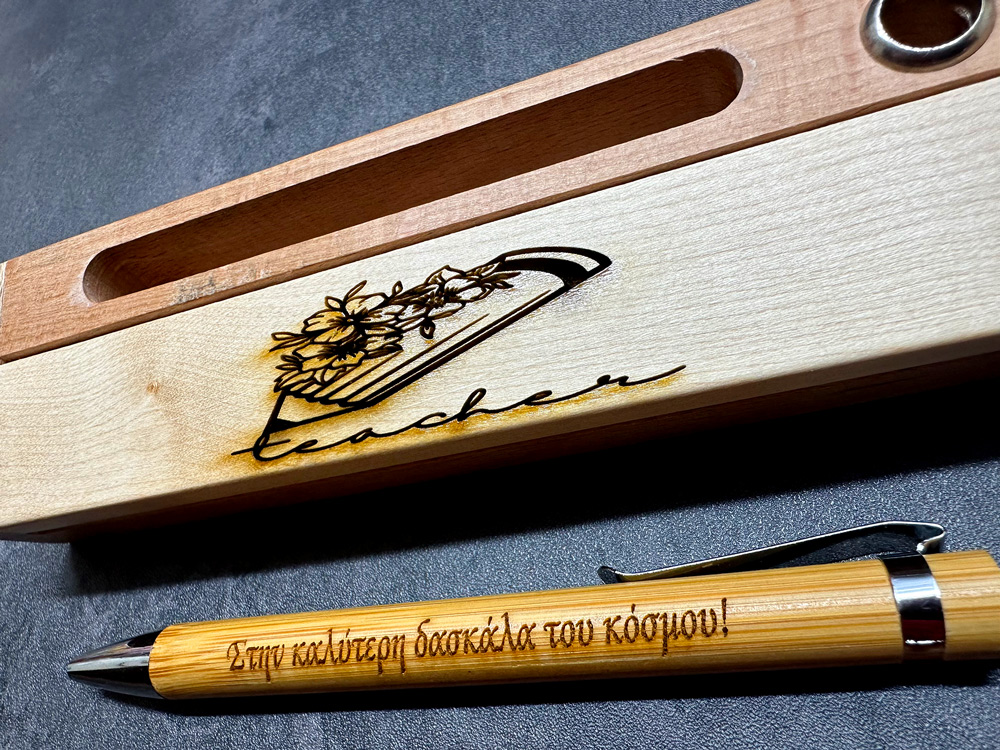 custom-pen-with-wooden-case-personaliezed-gift-picka-a-note_1100