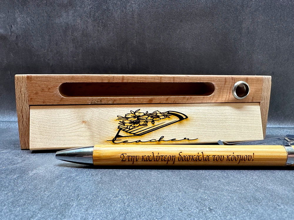 custom-pen-with-wooden-case-personaliezed-gift-picka-a-note_1119
