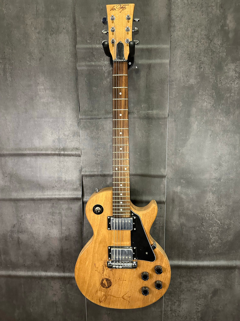 custom-electric-guitar-shape-les-paul-gift-for-music-lover-by-pick-a-note-4051
