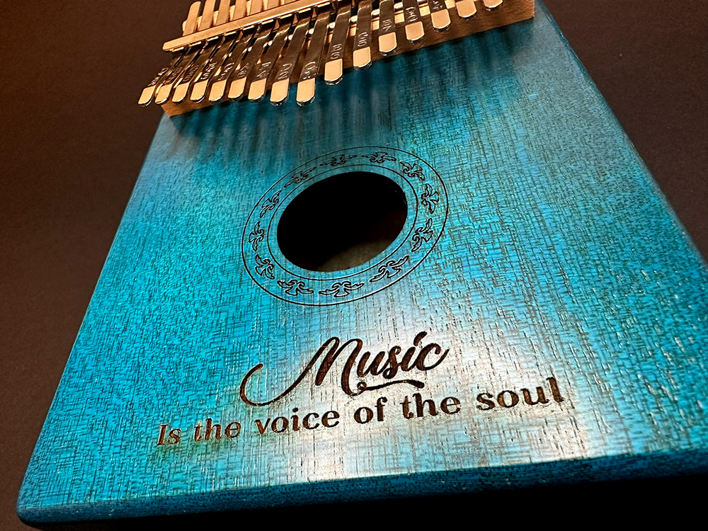 kalimba-thumb-piano-pickanote-custom-IMG_8721