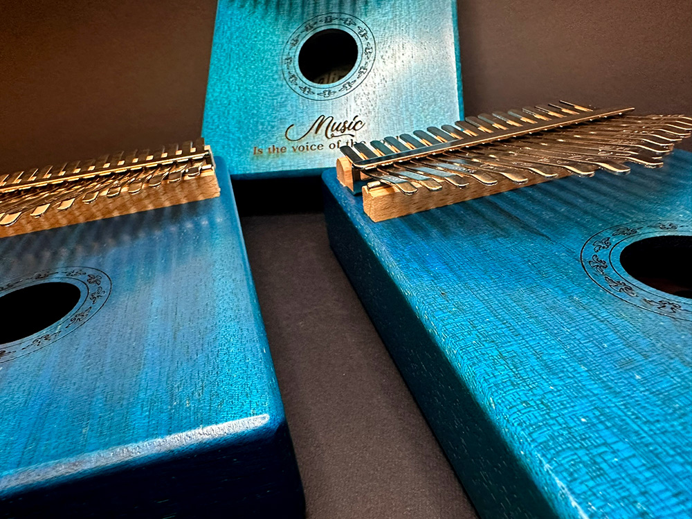 kalimba-thumb-piano-pickanote-custom-IMG_8730