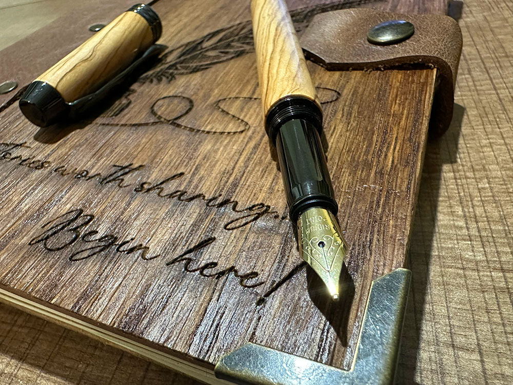 wooden-handmade-fountain-pen-with-notebook-_0188