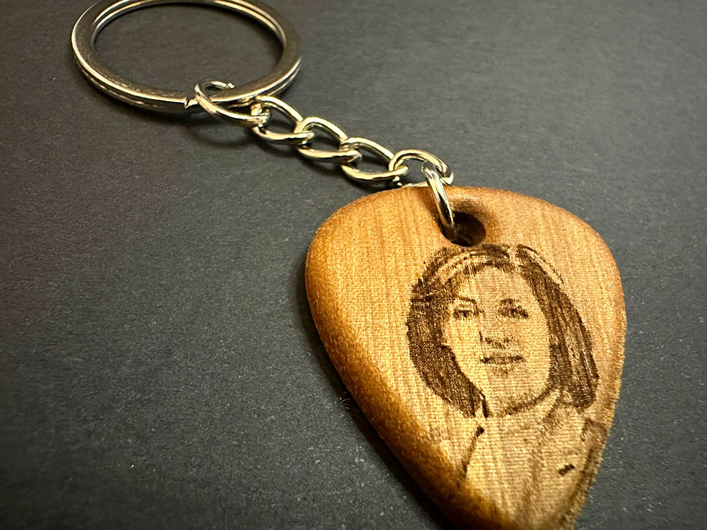 gift-for-teacher-necklace-or-keychain-photo-engrave-pickanote_1106