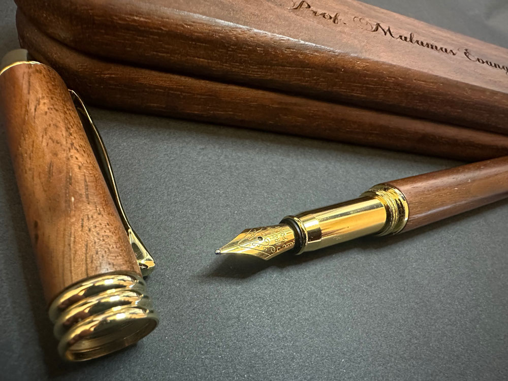 luxury-wooden-fountain-pen-custom-engrave_3020