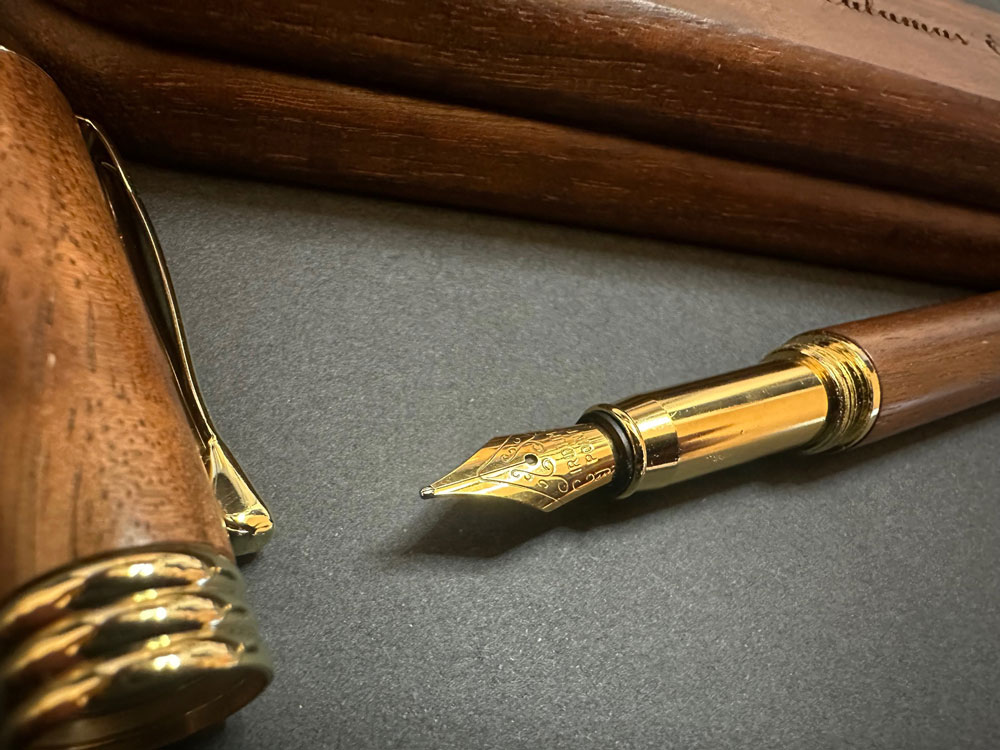 luxury-wooden-fountain-pen-custom-engrave_3021
