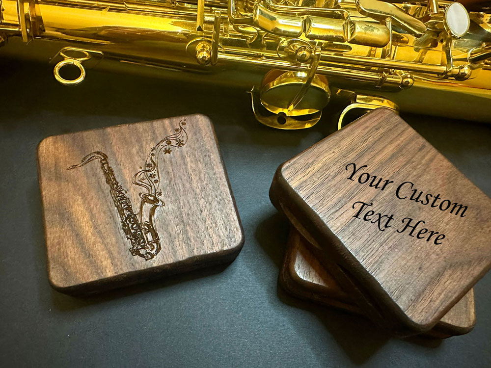 saxophone-tenoro-reed-case-walnut-wood-gift-idea_3279